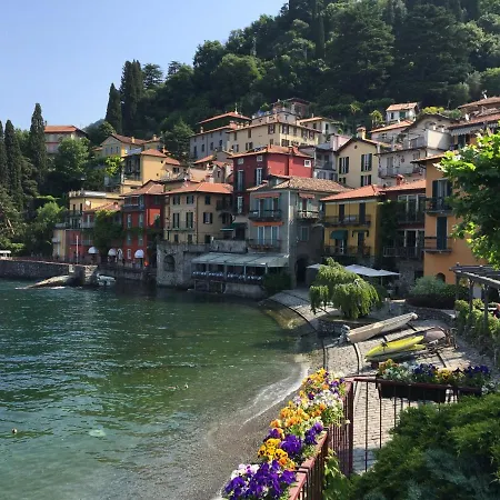 Bed & Breakfast Tosca House Varenna